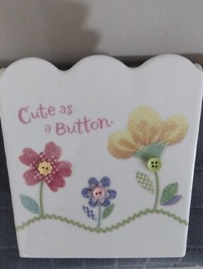 Hallmark Cute As A Button Planter Rare Find 5.5" Tall